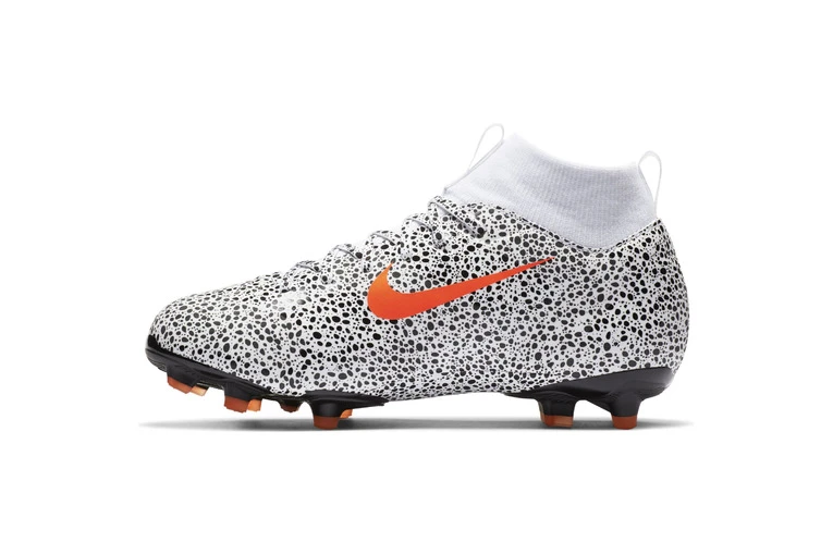 Nike Voetbalschoen Jr. Mercurial Superfly 7 Academy CR7 FG/MG Wit/oranje KIDS 2 Nike Voetbalschoen Jr. Mercurial Superfly 7 Academy CR7 FG/MG Wit/oranje KIDS - Afbeelding 2
