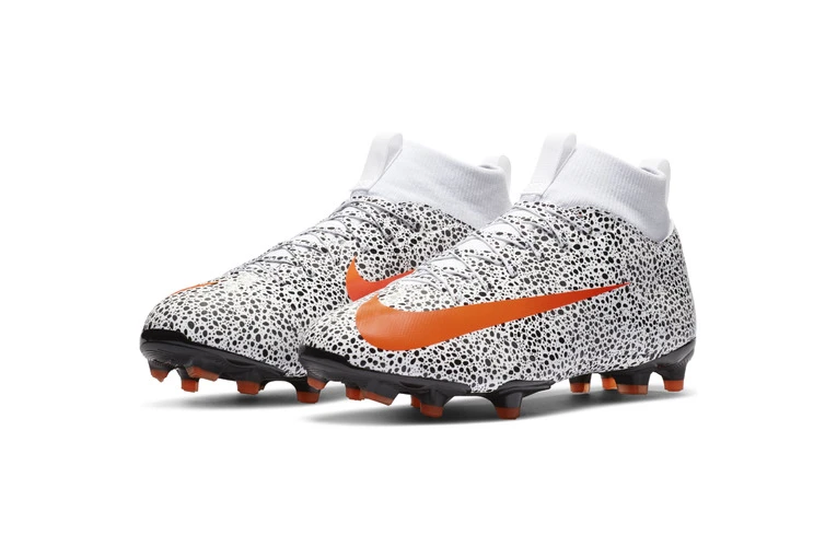 Nike Voetbalschoen Jr. Mercurial Superfly 7 Academy CR7 FG/MG Wit/oranje KIDS 3 Nike Voetbalschoen Jr. Mercurial Superfly 7 Academy CR7 FG/MG Wit/oranje KIDS - Afbeelding 3