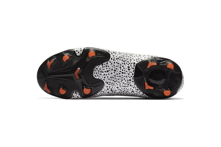Nike Voetbalschoen Jr. Mercurial Superfly 7 Academy CR7 FG/MG Wit/oranje KIDS 6 Nike Voetbalschoen Jr. Mercurial Superfly 7 Academy CR7 FG/MG Wit/oranje KIDS - Afbeelding 6