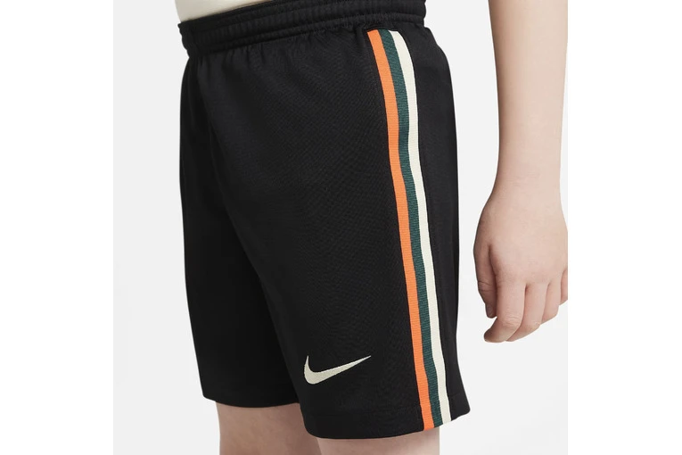 Nike Liverpool FC 2021/22 Uitshort KIDS 2 Nike Liverpool FC 2021/22 Uitshort KIDS - Afbeelding 2