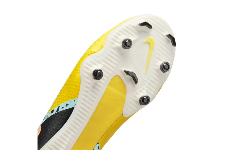 Nike Jr. Phantom GT2 MG Voetbalschoen Glacier Ice/Yellow Strike/Sunset Glow/Zwart KIDS 4 Nike Jr. Phantom GT2 MG Voetbalschoen Glacier Ice/Yellow Strike/Sunset Glow/Zwart KIDS - Afbeelding 4