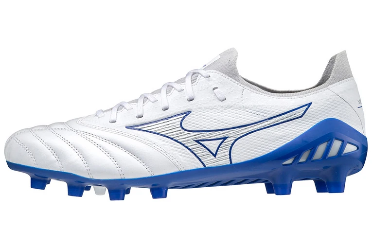 Mizuno Morelia Noe III Beta Elite Voetbalschoen Wit/blauw 1 Mizuno Morelia Noe III Beta Elite Voetbalschoen Wit/blauw